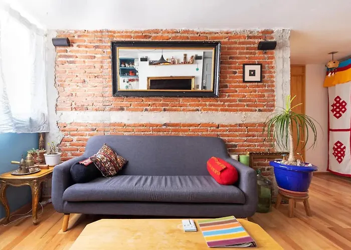 Unique & Comfy With Ac Near Mercado Medellin Apartment